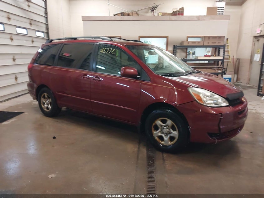TOYOTA SIENNA 2004. Lot# 44145772. VIN 5TDZA22C24S072067. Photo 1