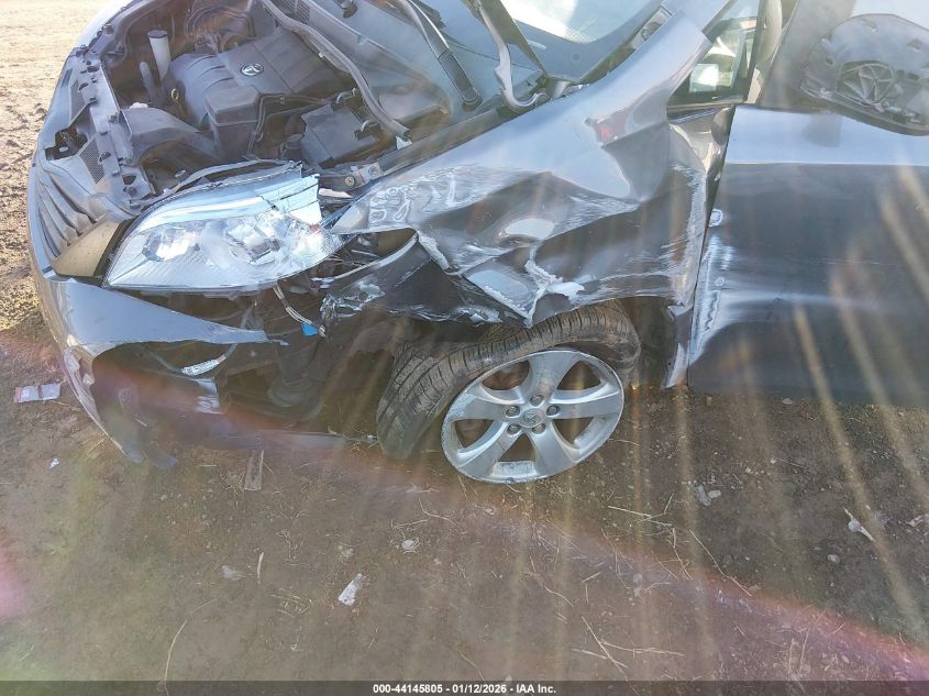 2014 Toyota Sienna L V6 7 Passenger