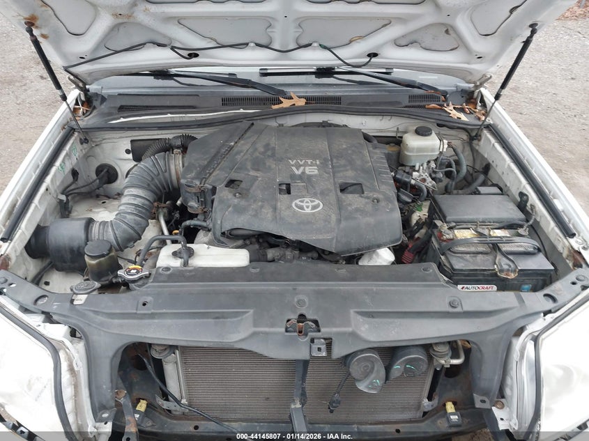TOYOTA 4RUNNER 2005 VIN JTEBU14RX58042322