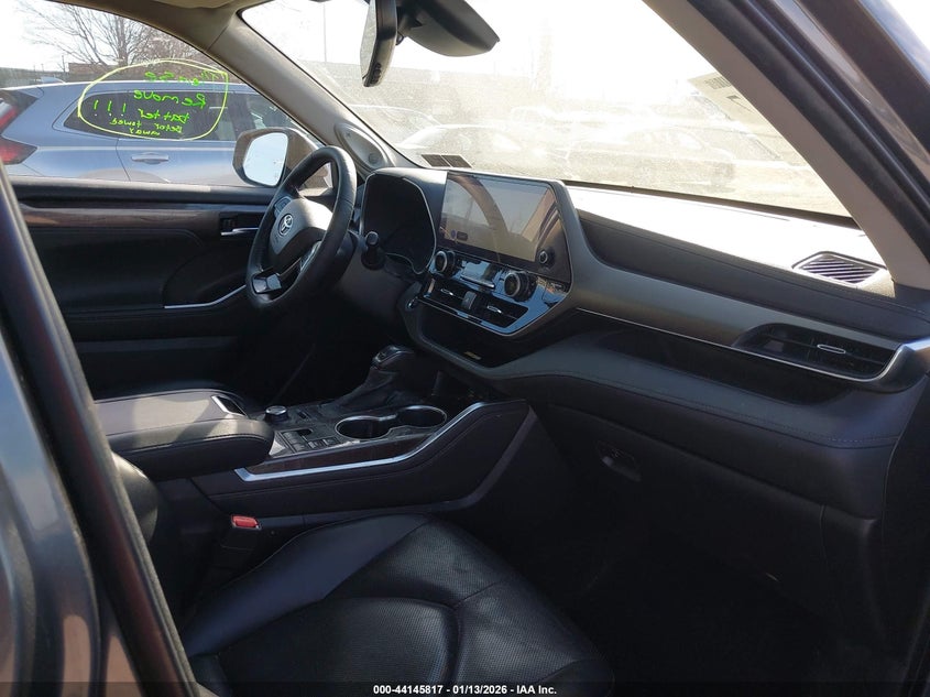 2023 Toyota Highlander Limited