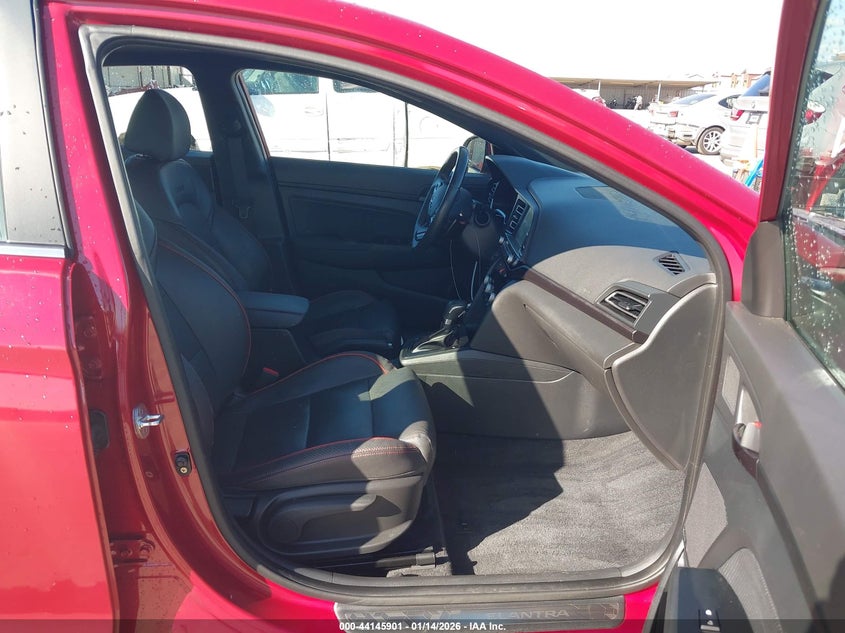 2019 Hyundai Elantra Sport