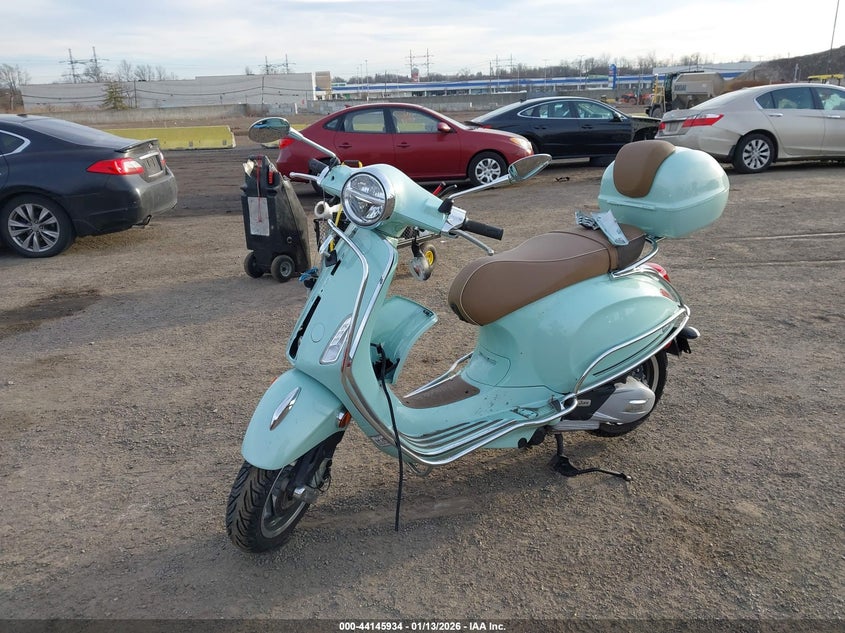 2023 Vespa Primavera/Sprint 150