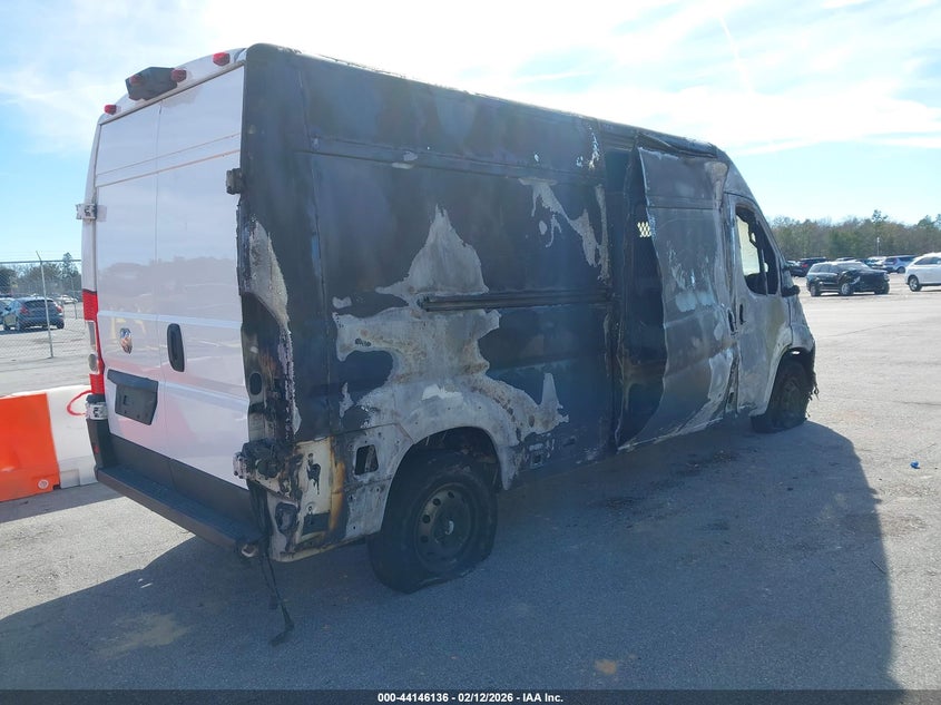 Vin: 3c6lrvdg9pe572443, lot: 44642068, ram promaster 2500 high roof 159 wb 20234