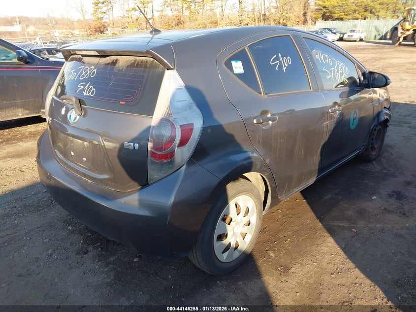 2012 TOYOTA PRIUS C auction photo 4