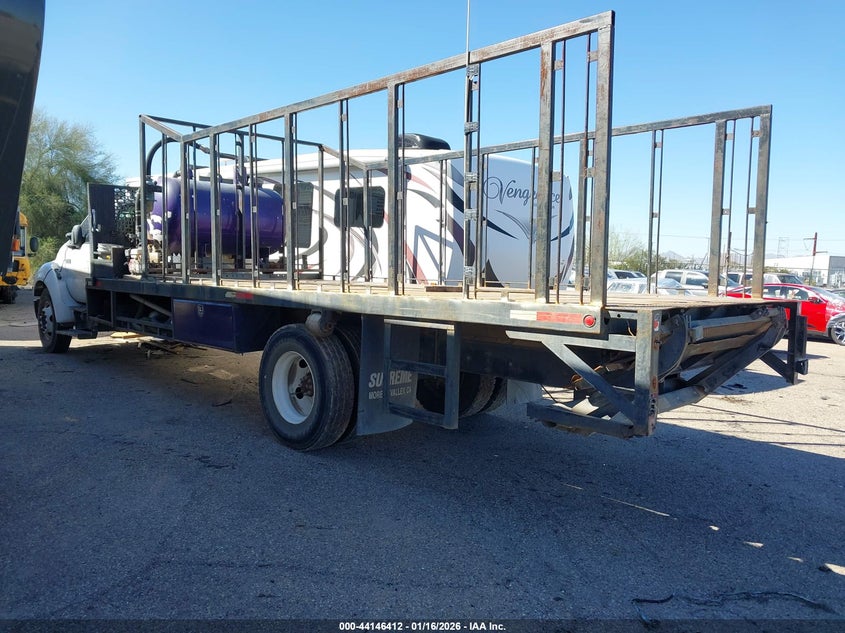 2004 Ford F650 Super Duty