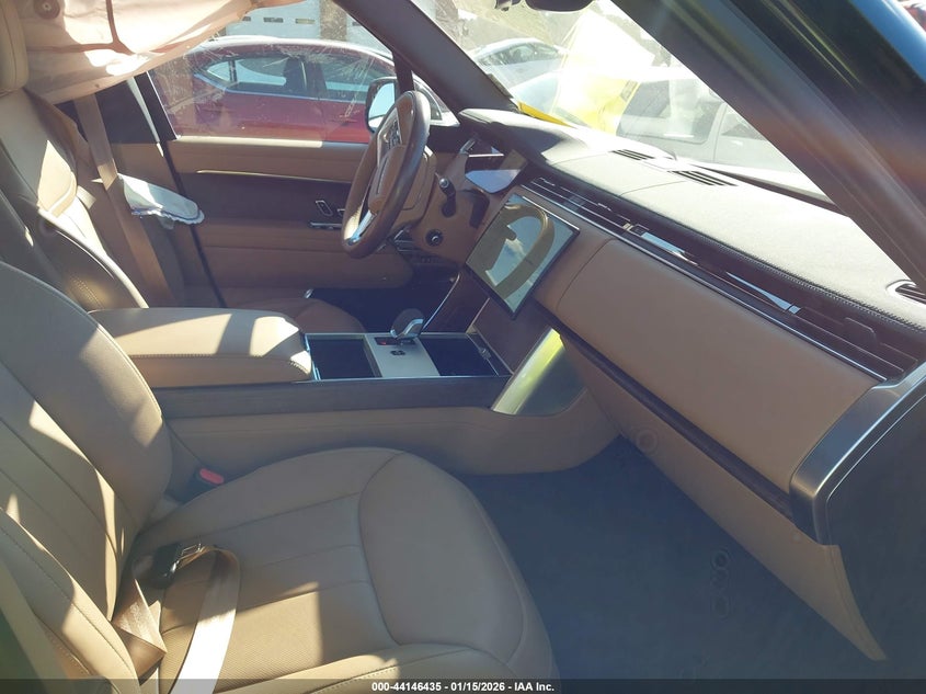 2025 Land Rover Range Rover P530 Se 7 Seat