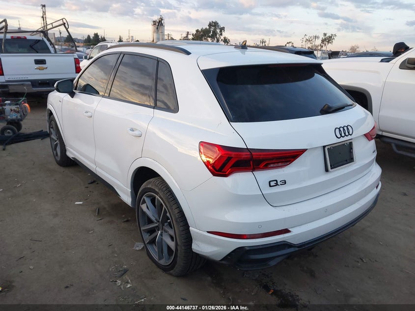 Vin: wa1decf34n1137914, lot: 44642669, audi q3 premium 45 tfsi s line quattro tiptronic 20223