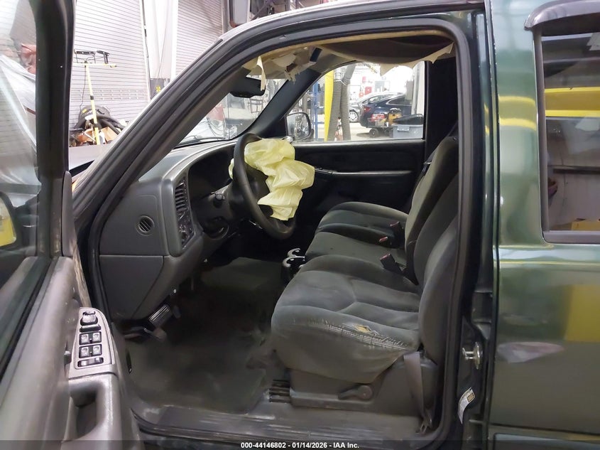 2004 Chevrolet Silverado 1500 Ls