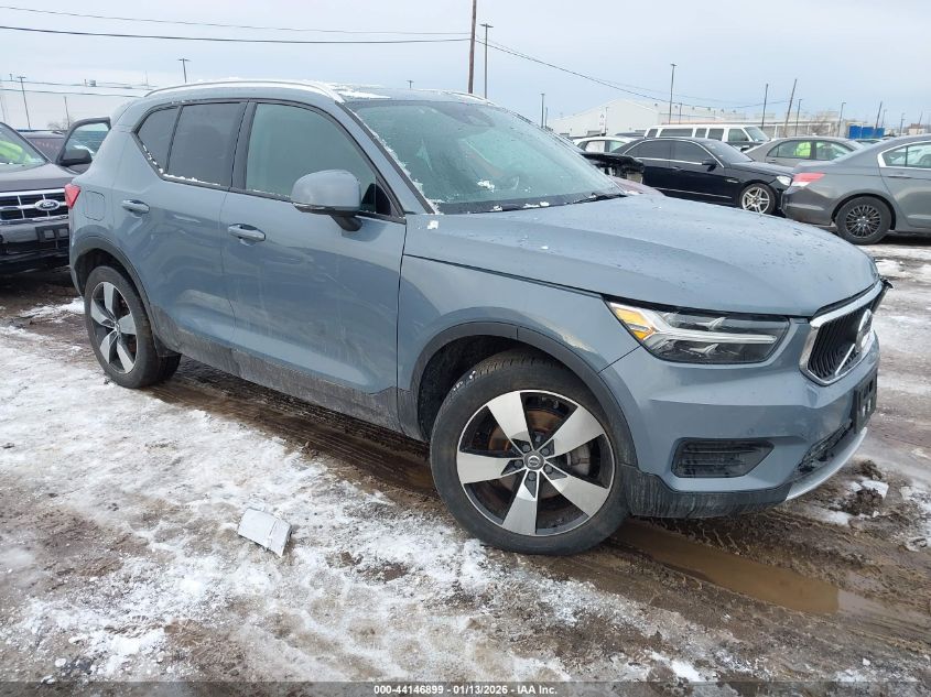 2020 Volvo XC40