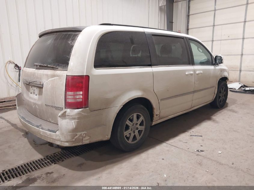 2010 Chrysler Town & Country Touring