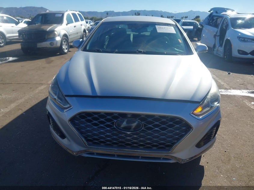 VIN 5NPE34AF0KH805798 2019 HYUNDAI SONATA SEL
