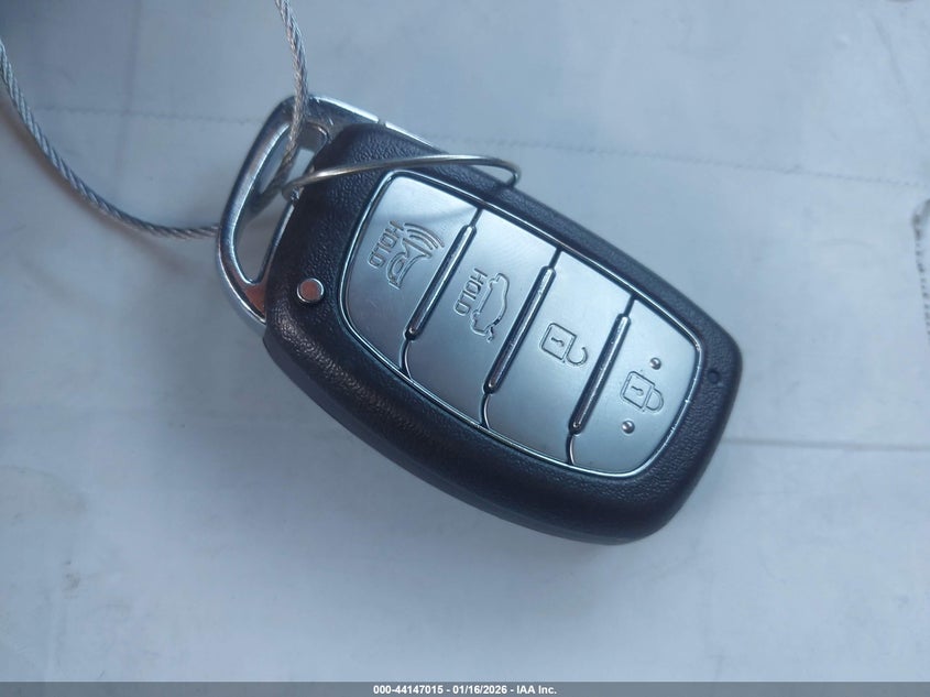 VIN 5NPE34AF0KH805798 2019 HYUNDAI SONATA SEL