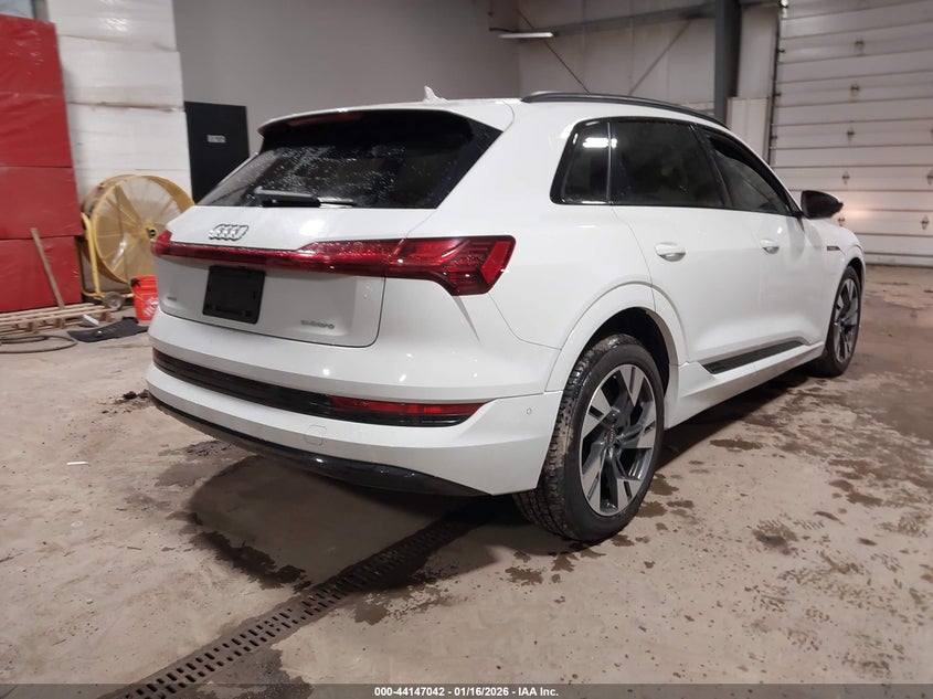 Vin: wa1aaage3mb030087, lot: 44642974, audi e-tron premium quattro 20214
