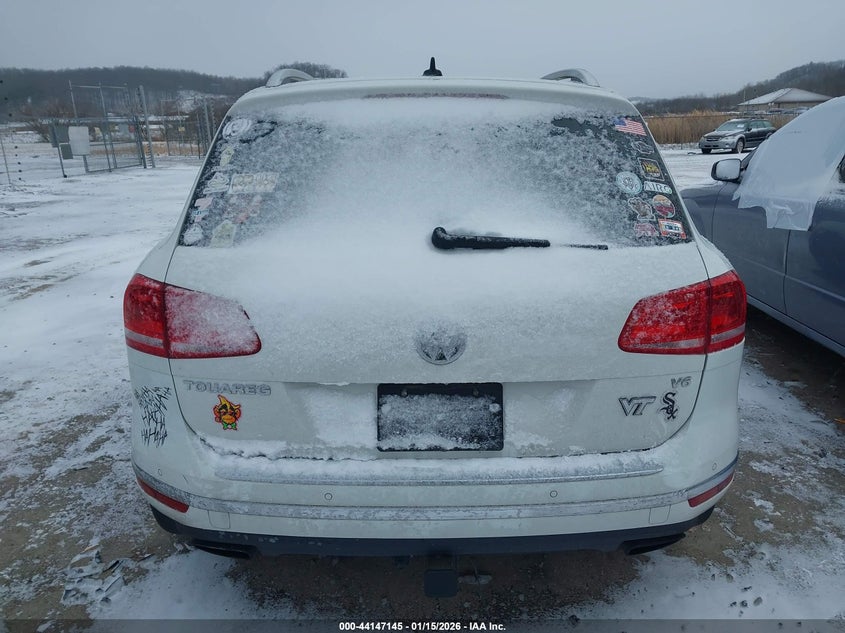 2017 Volkswagen Touareg V6 Wolfsburg Edition VIN: WVGRF7BPXHD003710 Lot: 44147145