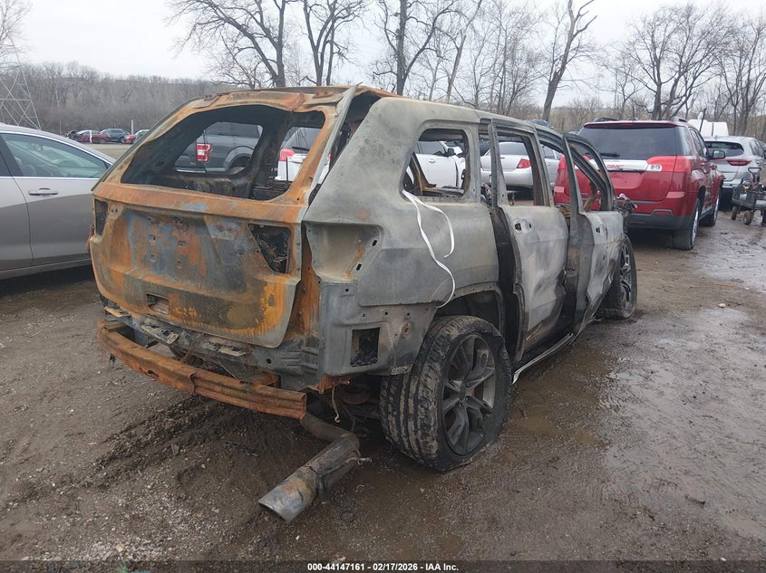 Vin: 1c4rjfdj1cc213424, lot: 44643093, jeep grand cherokee srt8 20124