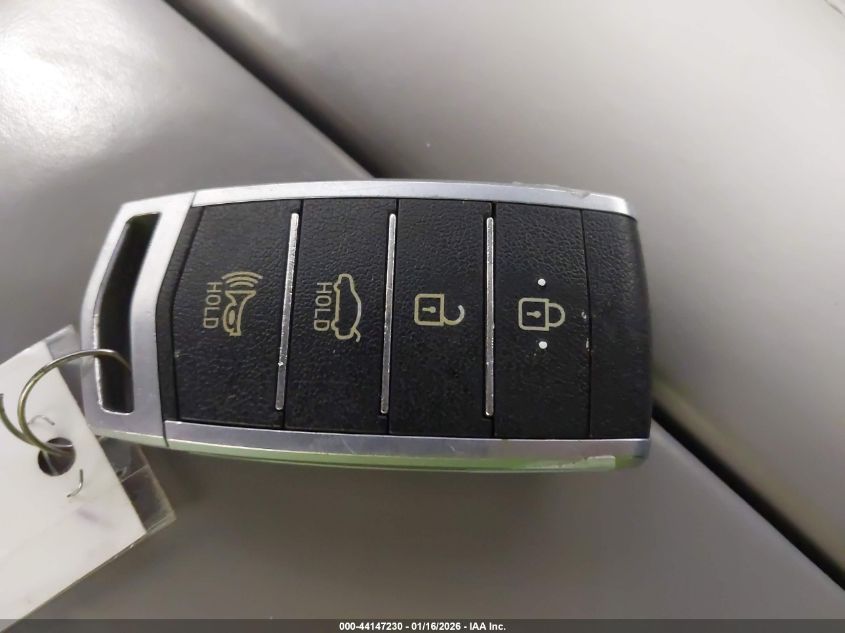 2017 Genesis G80 3.8 VIN: KMHGN4JE3HU211940 Lot: 44147230