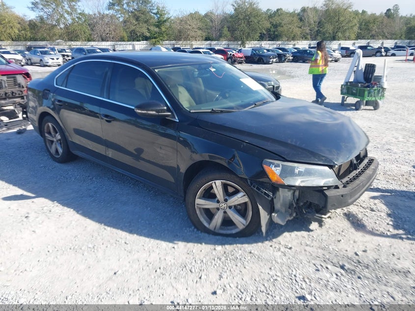 2012 Volkswagen Passat 2.5L Se
