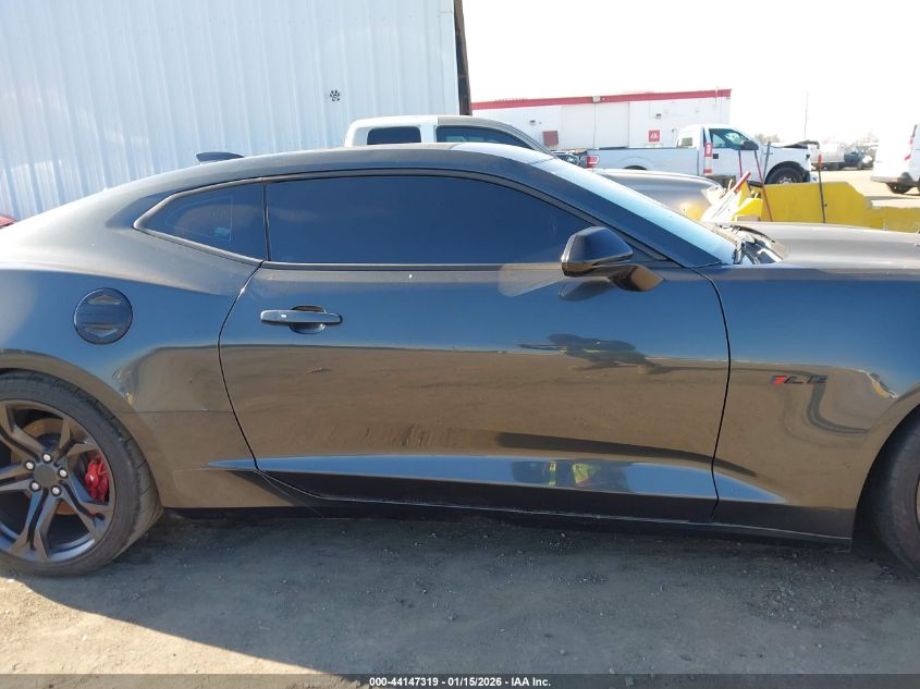 2018 Chevrolet Camaro 2Ss VIN: 1G1FG1R76J0139197 Lot: 44147319