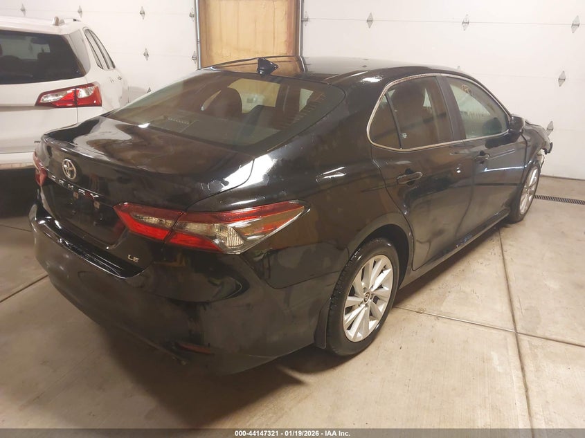 2022 Toyota Camry Le