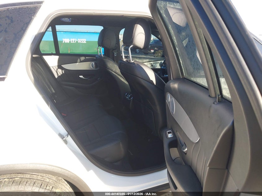 VIN WDC0G4JB6KV126611 2019 MERCEDES-BENZ GLC 300