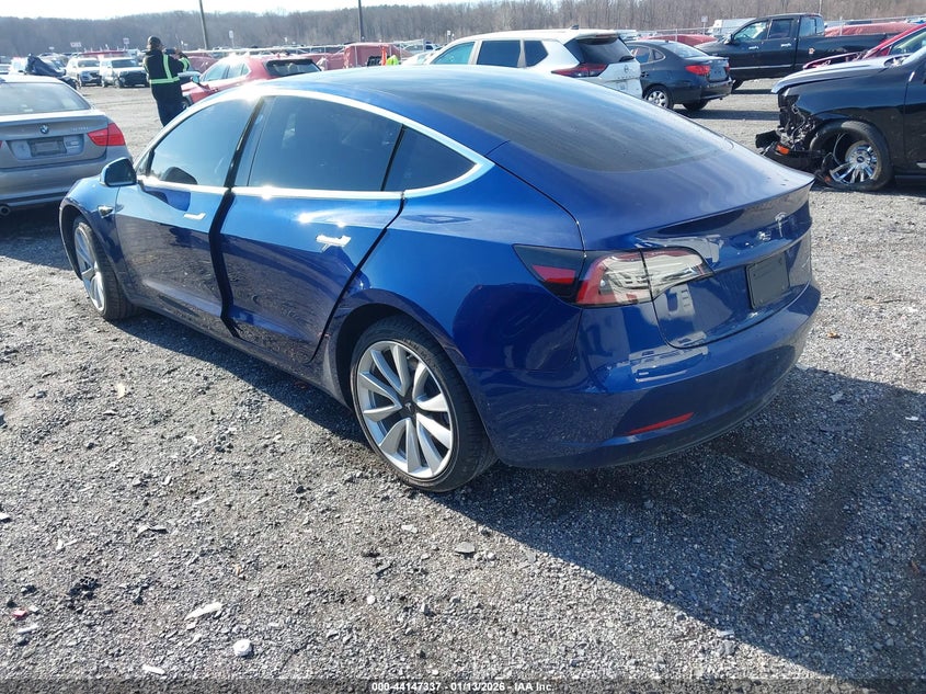 Vin: 5yj3e1eb7kf453941, lot: 44643269, tesla model 3 long range/performance 20193