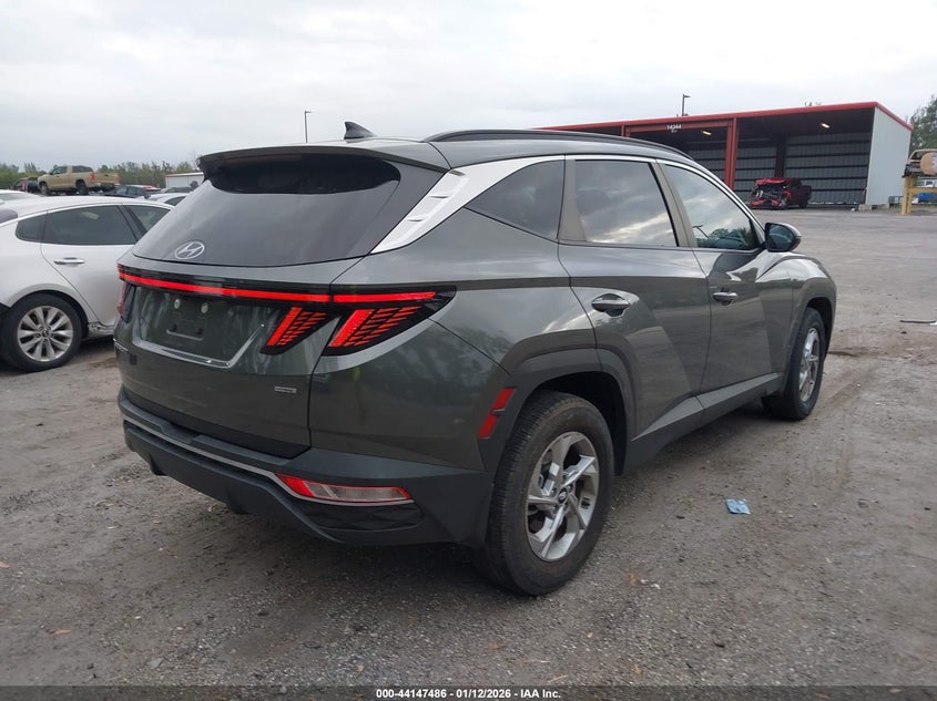 2023 Hyundai Tucson Sel