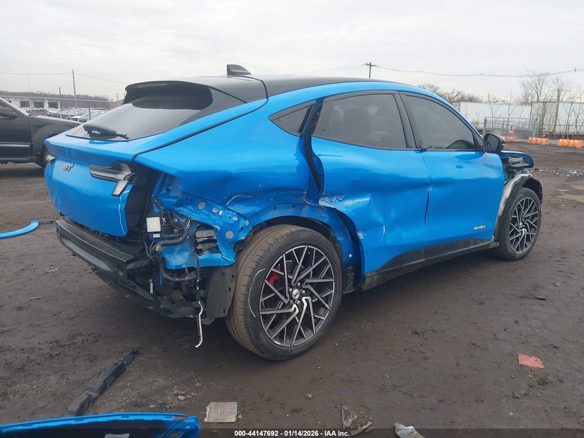 2023 Ford Mustang Mach-E Gt