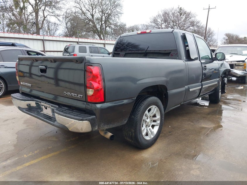 2004 Chevrolet Silverado 1500 Ls