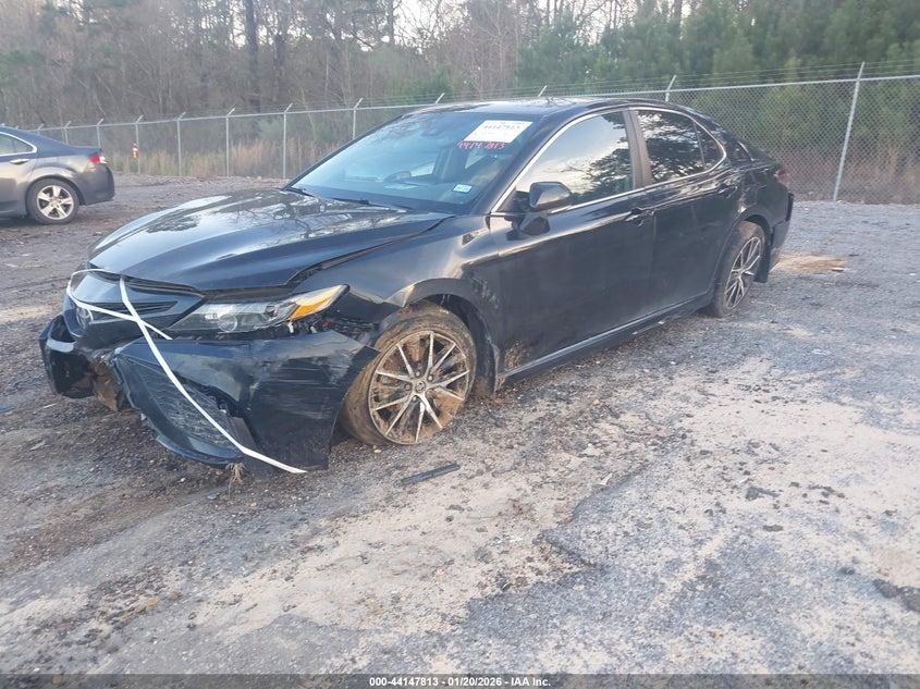 2022 Toyota Camry Se