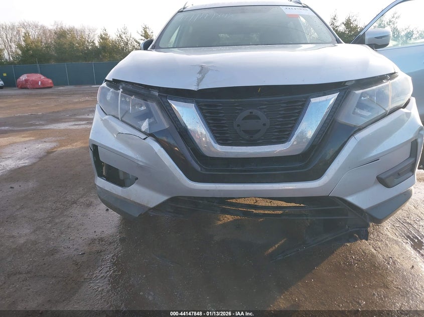 VIN 5N1AT2MV7JC811576 2018 NISSAN ROGUE SV