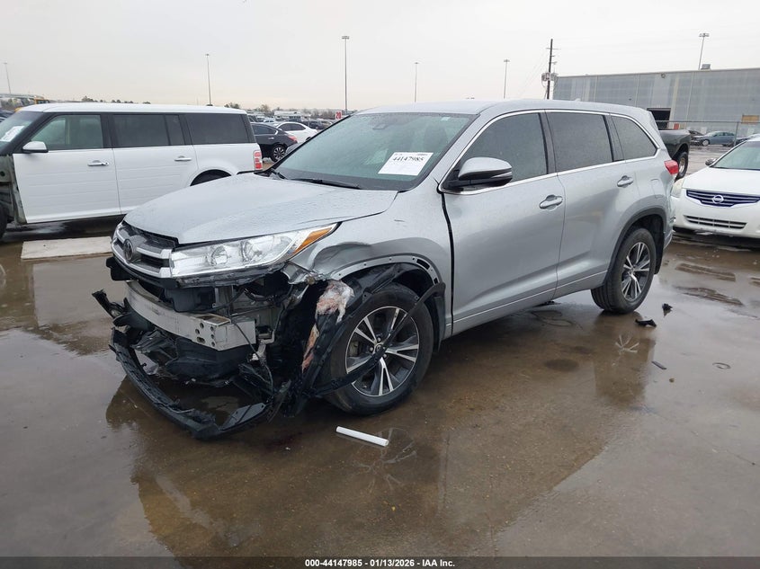 2017 Toyota Highlander Le Plus
