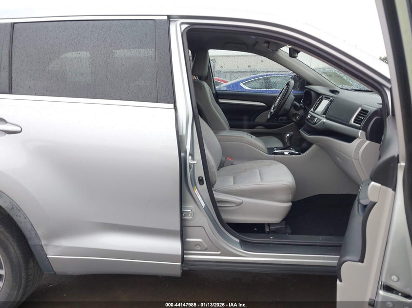 2017 Toyota Highlander Le Plus