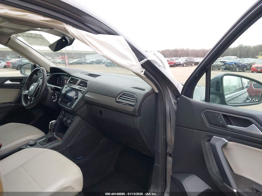 2020 Volkswagen Tiguan 2.0T Se/2.0T Se R-Line Black/2.0T Sel