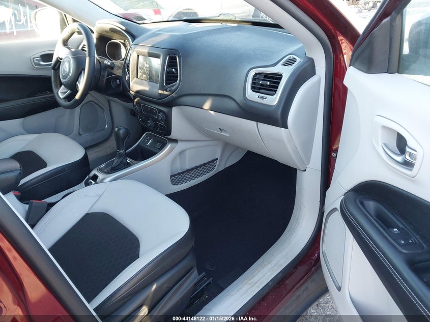 2021 Jeep Compass Latitude Fwd