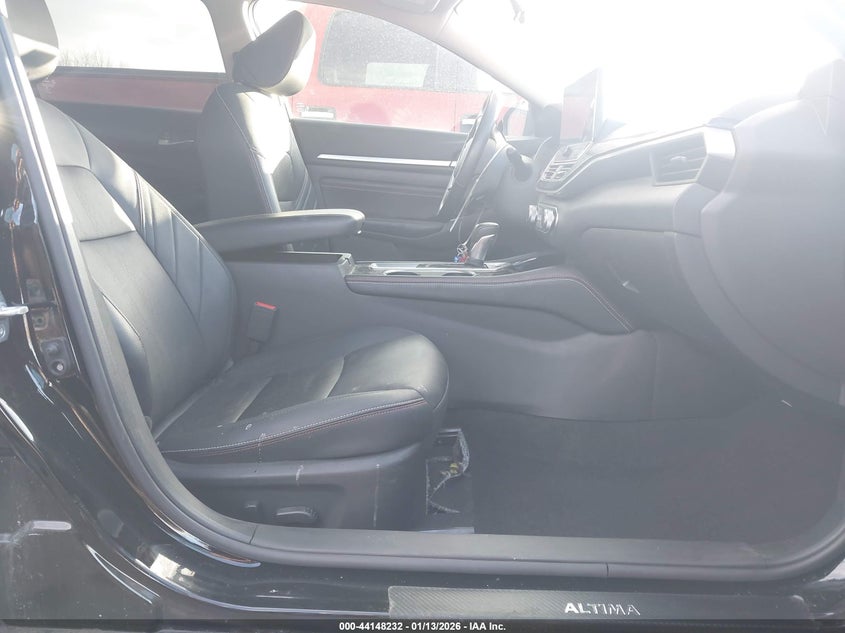 2023 Nissan Altima Sr