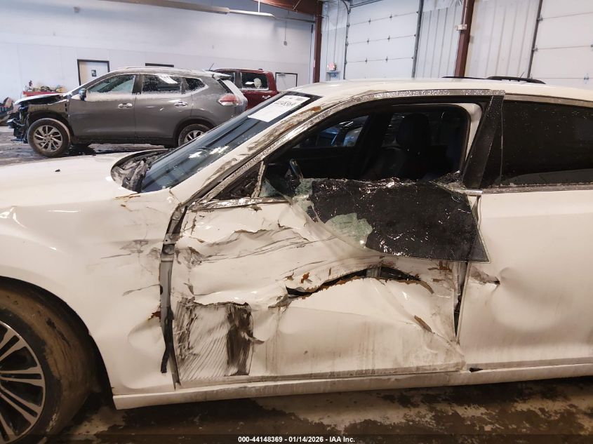 2012 Chrysler 300 S V6 VIN: 2C3CCABG8CH141150 Lot: 44148369