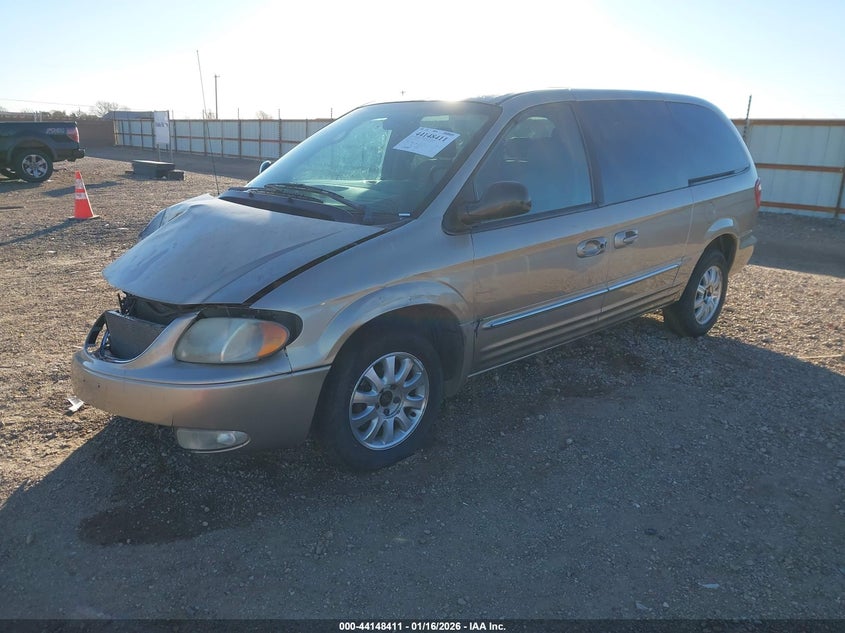 2002 Chrysler Town & Country Lxi