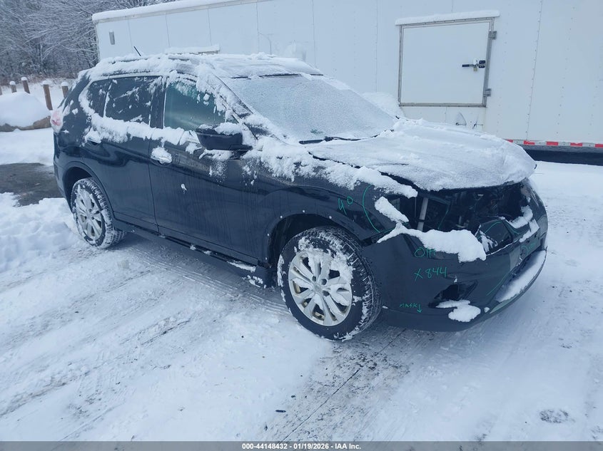 2016 Nissan Rogue Sv