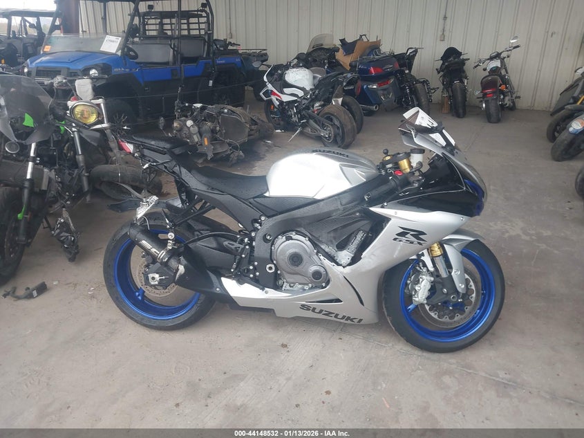 2026 Suzuki Gsx-R750 VIN: JS1GR7MA6T7100125 Lot: 44148532
