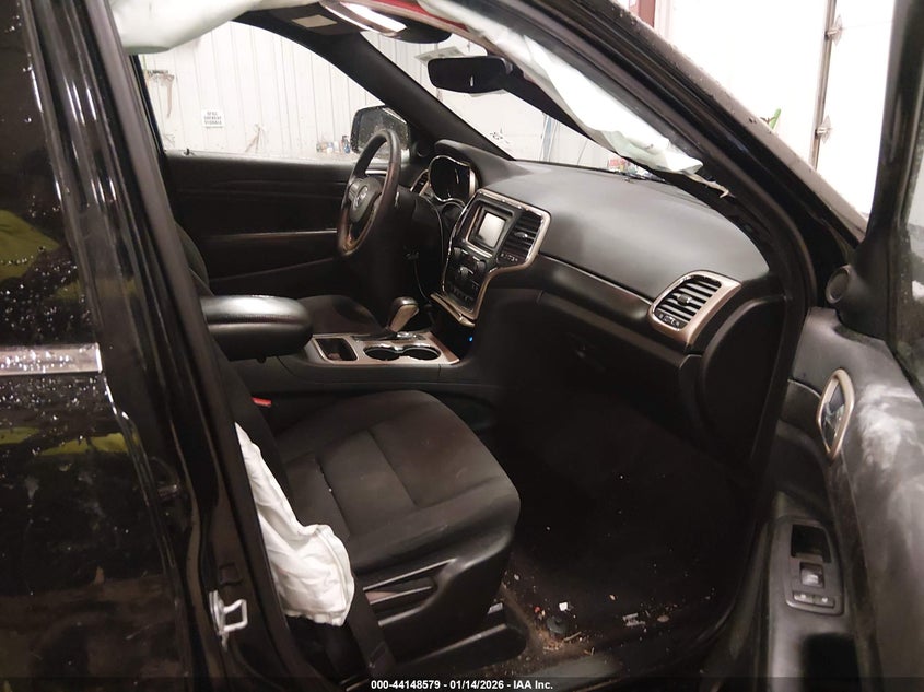 2017 Jeep Grand Cherokee Laredo 4X4