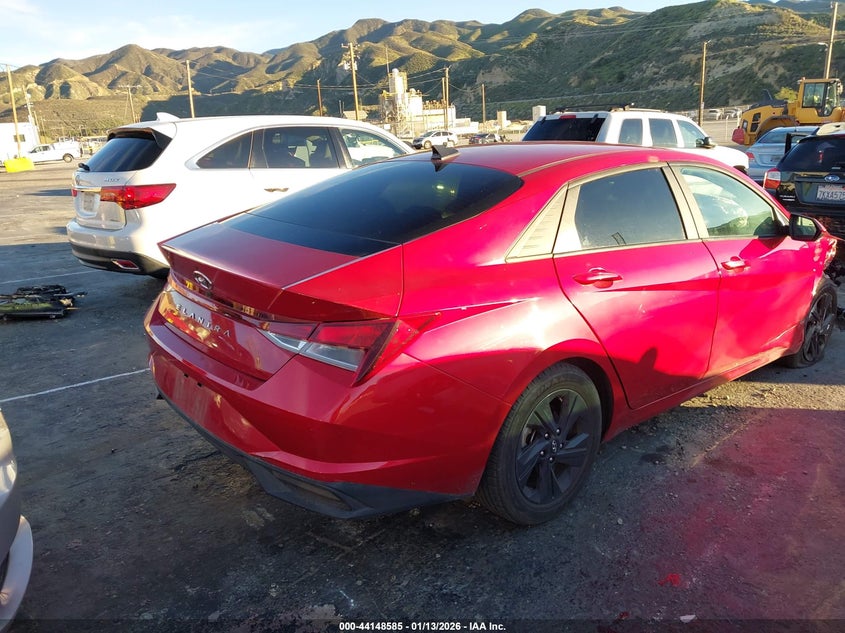 2021 Hyundai Elantra Sel