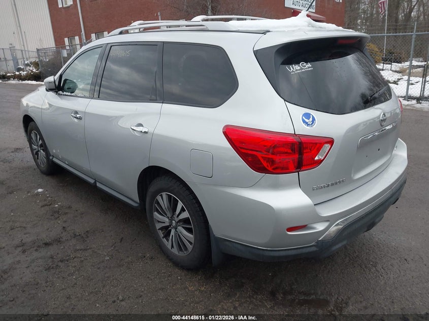 2017 Nissan Pathfinder S