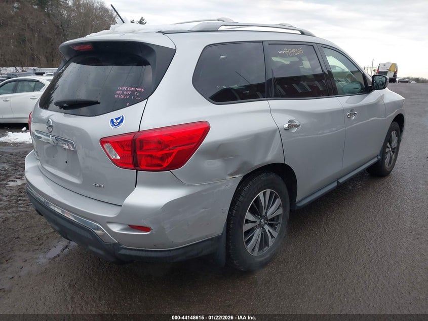 2017 Nissan Pathfinder S