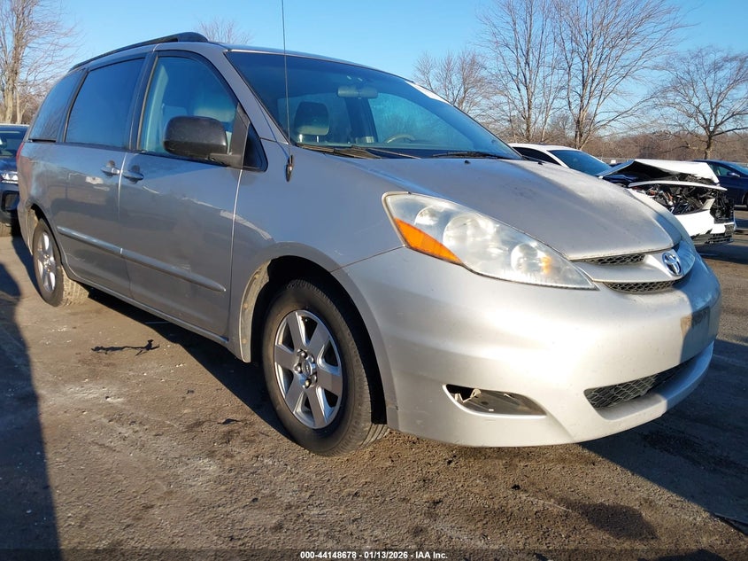 5TDZK23CX9S280300 2009 Toyota Sienna Le auction photo 1
