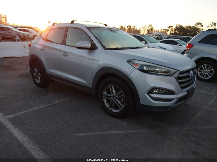 KM8J33A22GU263182 2016 Hyundai Tucson Sport auction photo 1