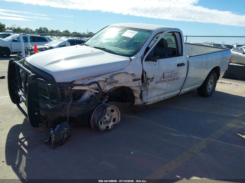2019 Ram 1500 Classic Tradesman 4X4 8' Box