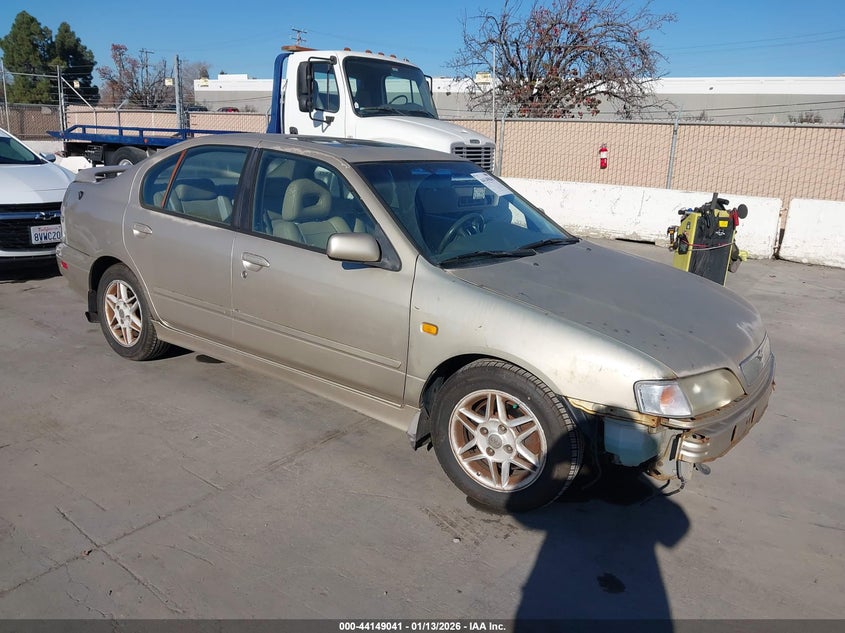 JNKCP11A7XT016032 INFINITI G20 Photo 1