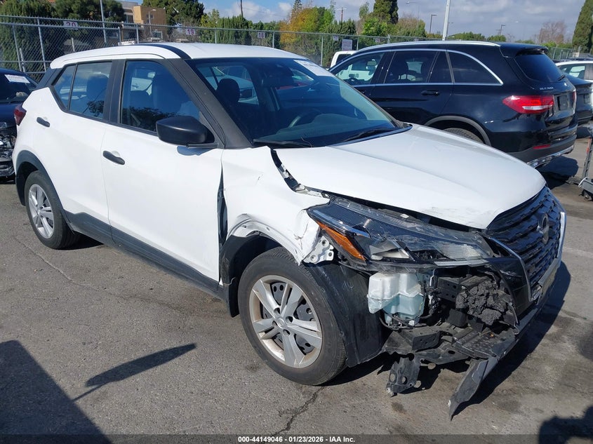 2024 Nissan Kicks S Xtronic Cvt