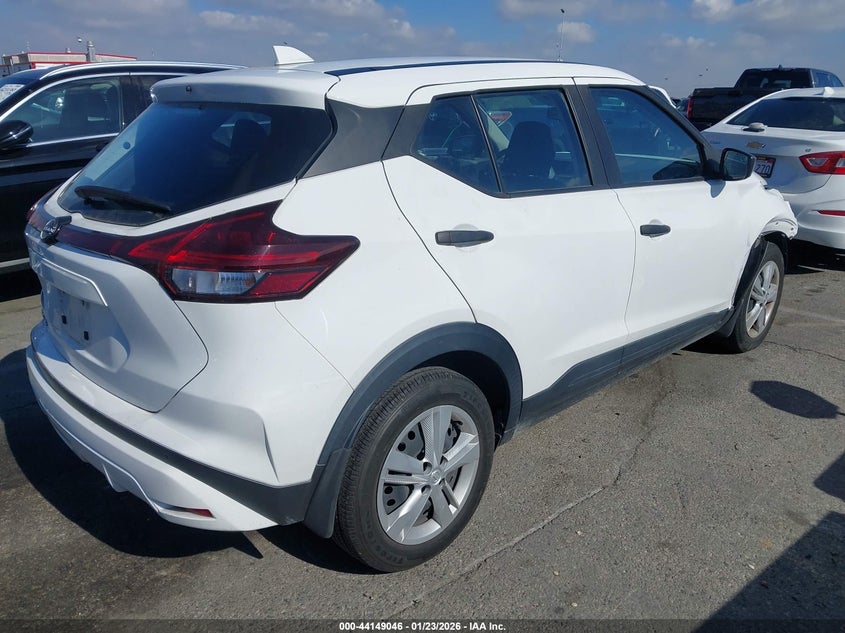 2024 Nissan Kicks S Xtronic Cvt