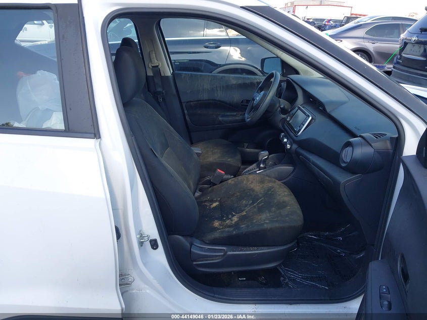 2024 Nissan Kicks S Xtronic Cvt